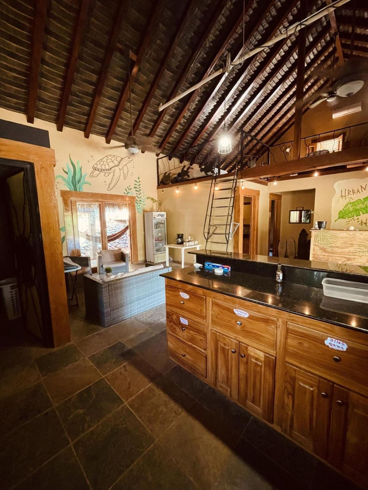 Urbanos Jungle Hostel Санта-Каталина Экстерьер фото