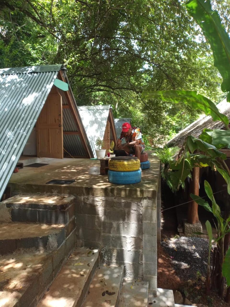 Urbanos Jungle Hostel Санта-Каталина Экстерьер фото